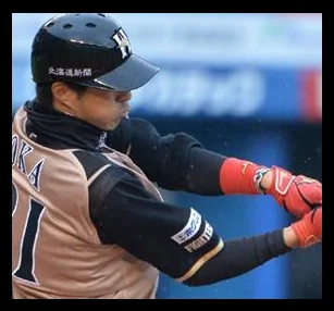 岡大海の素行と彼女。乱闘動画(大学時代)。中学校高校時代(甲子園) の活躍