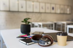 ノマドワーカー必見！コンセントを提供しているチェーンカフェ5選