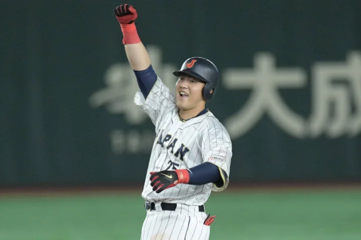 岡本和真の嫁はどんな人？出会いや馴れ初め・子供についても調査